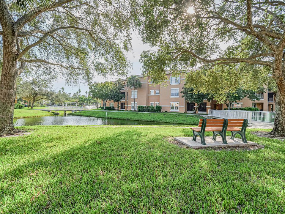 Activo con contrato: $269,000 (3 camas, 2 baños, 1190 Pies cuadrados)