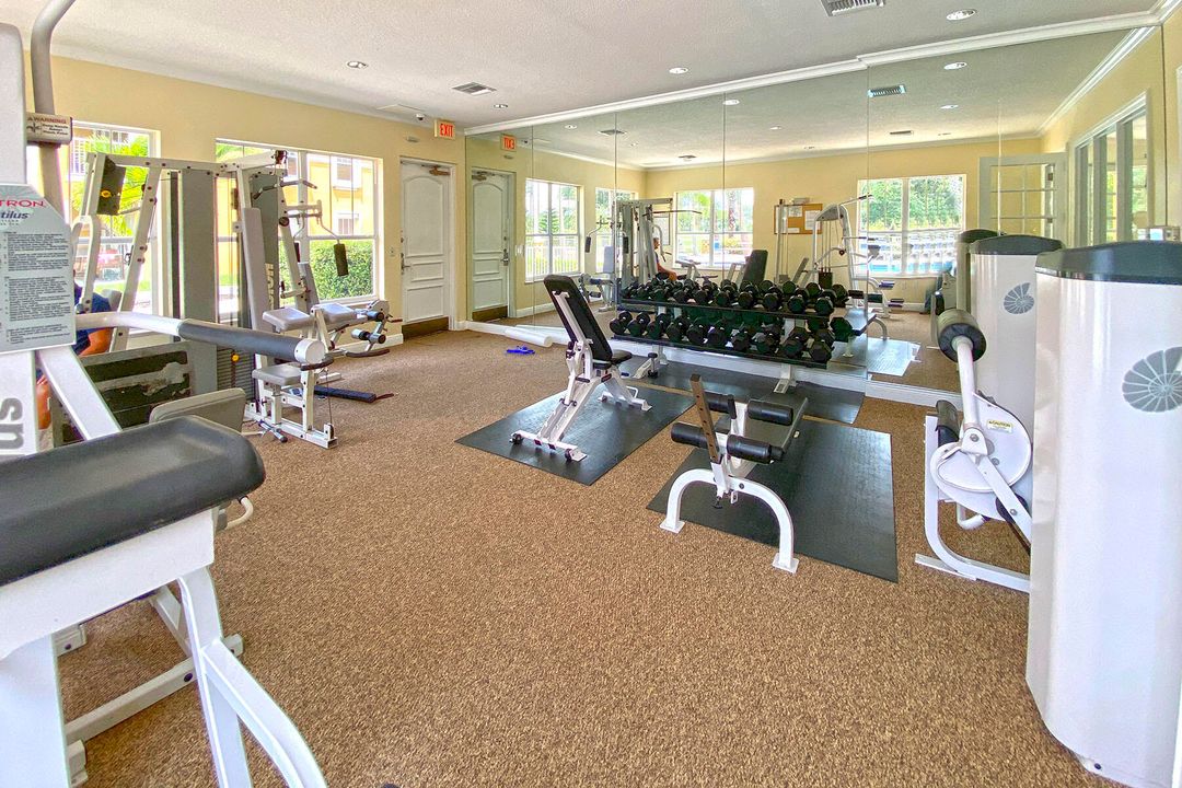 Activo con contrato: $269,000 (3 camas, 2 baños, 1190 Pies cuadrados)