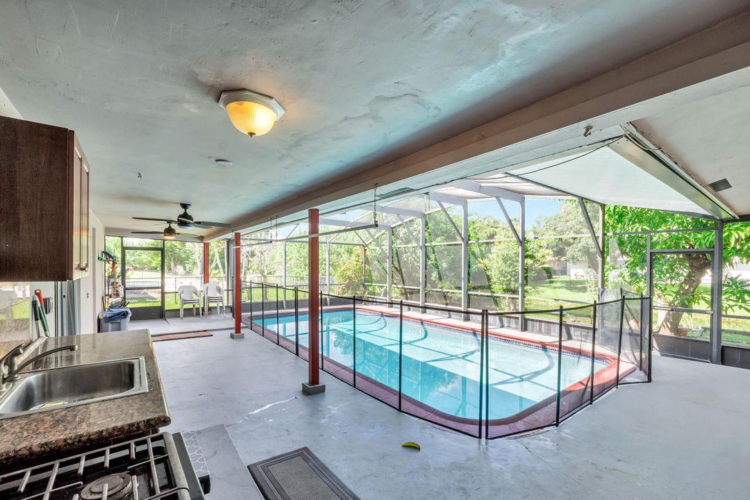 Active With Contract: $649,900 (4 beds, 3 baths, 1979 Square Feet)