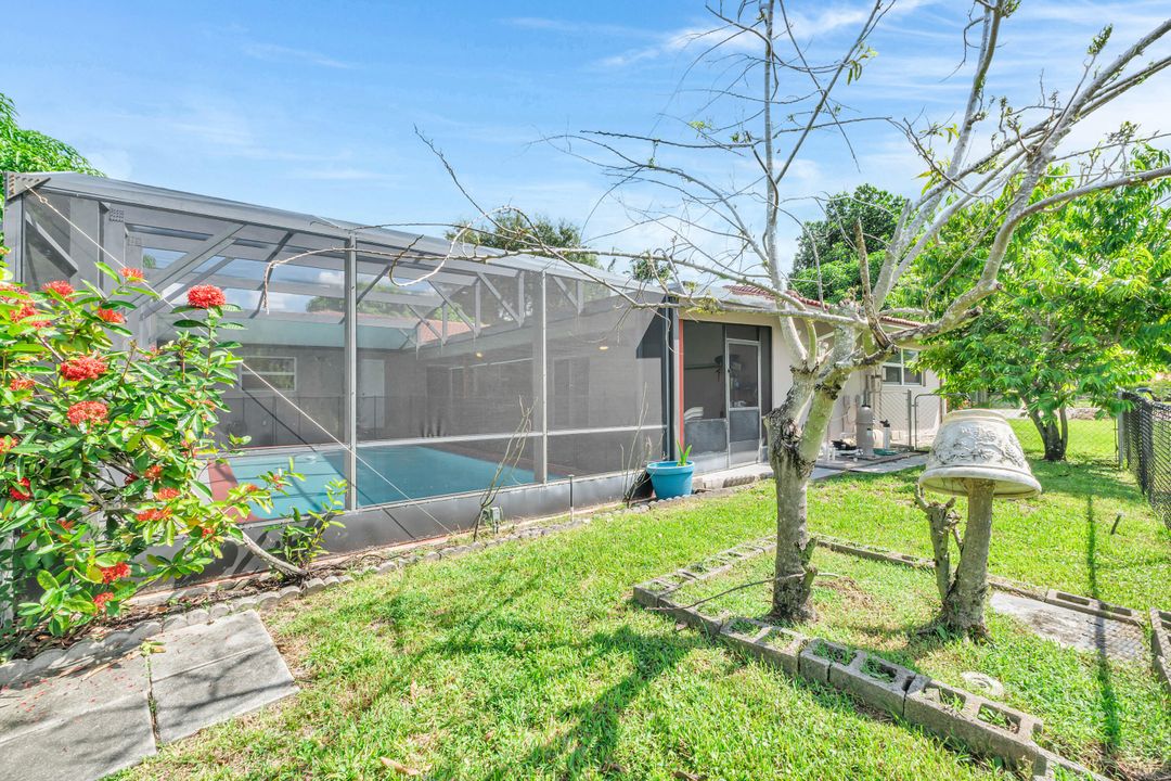 Active With Contract: $649,900 (4 beds, 3 baths, 1979 Square Feet)