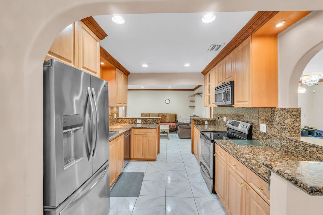 Active With Contract: $649,900 (4 beds, 3 baths, 1979 Square Feet)