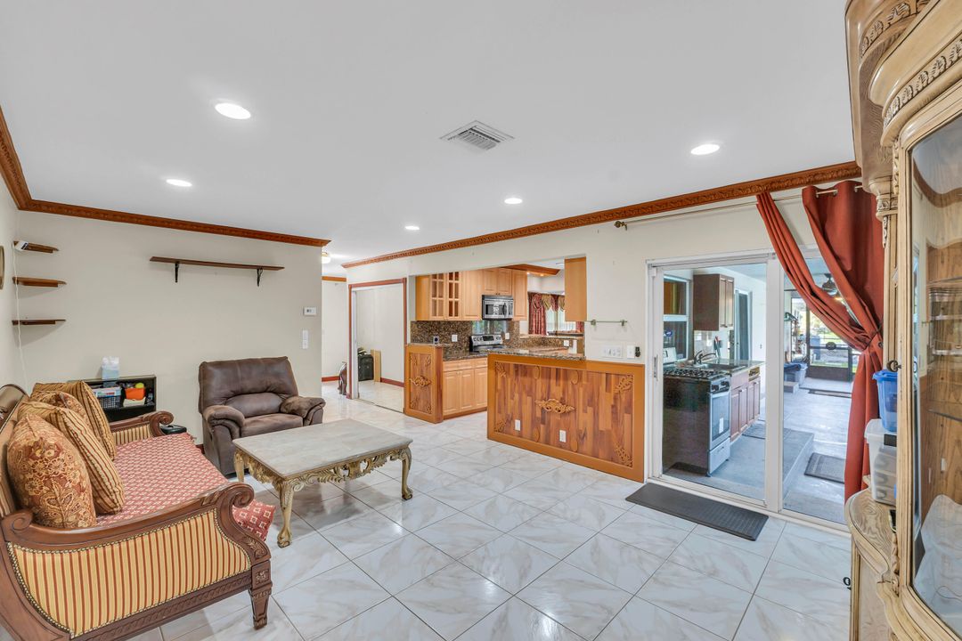 Active With Contract: $649,900 (4 beds, 3 baths, 1979 Square Feet)