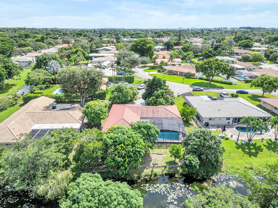 Active With Contract: $649,900 (4 beds, 3 baths, 1979 Square Feet)