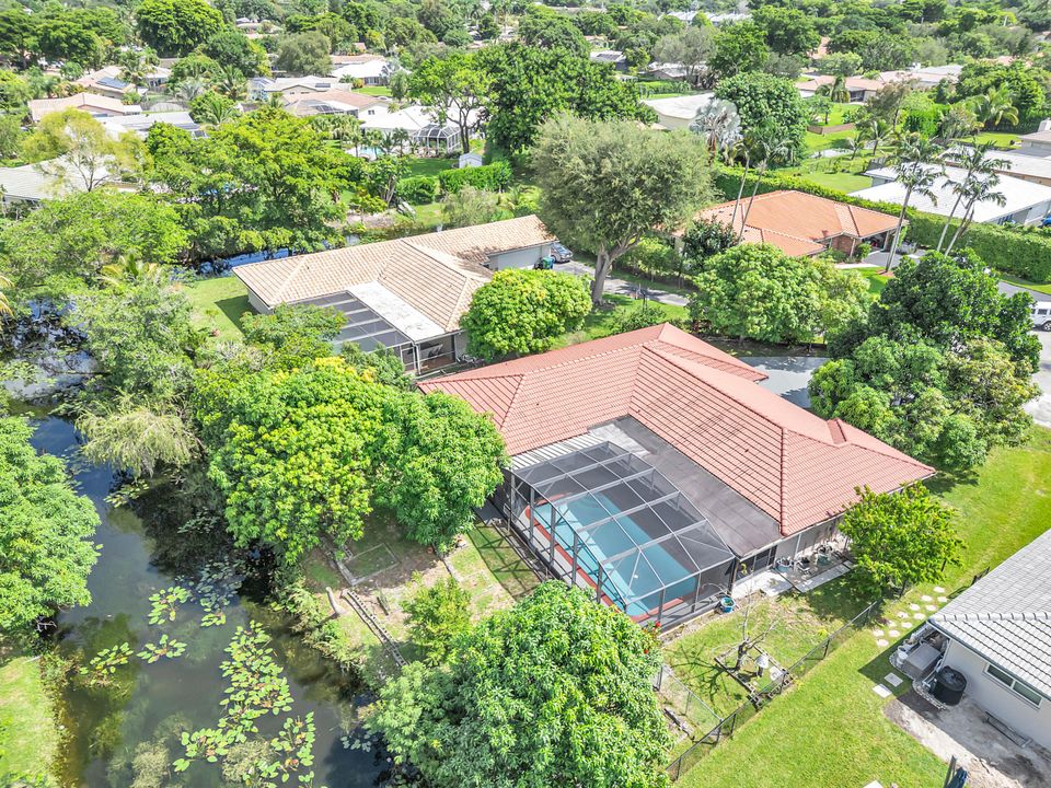 Active With Contract: $649,900 (4 beds, 3 baths, 1979 Square Feet)