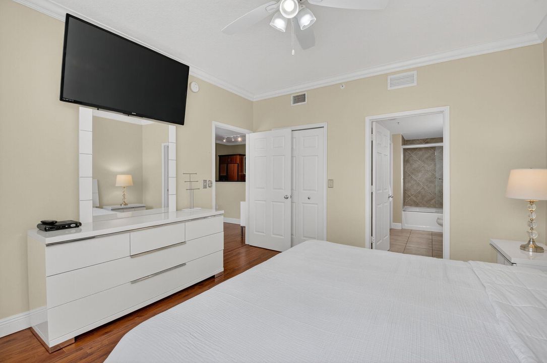 合同活跃: $225,000 (1 贝兹, 1 浴室, 797 平方英尺)