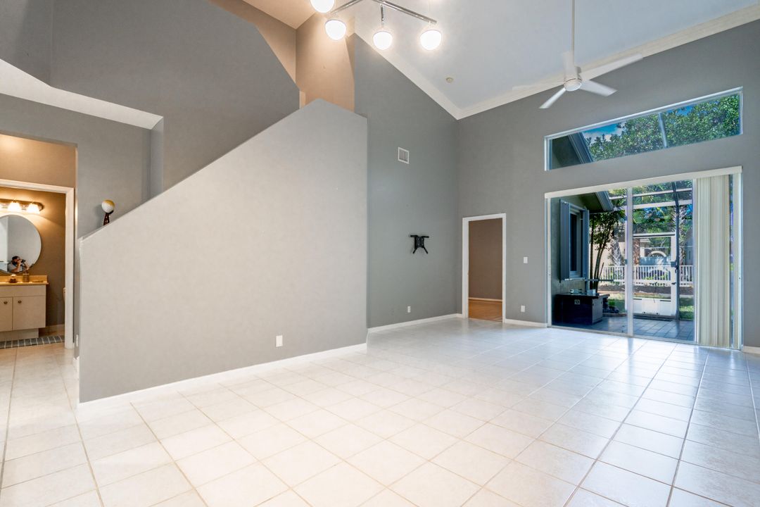 Active With Contract: $499,900 (3 beds, 2 baths, 1870 Square Feet)