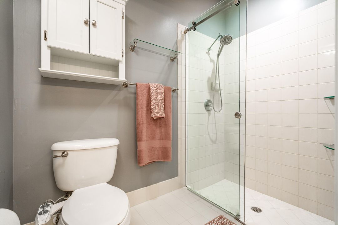 Active With Contract: $499,900 (3 beds, 2 baths, 1870 Square Feet)