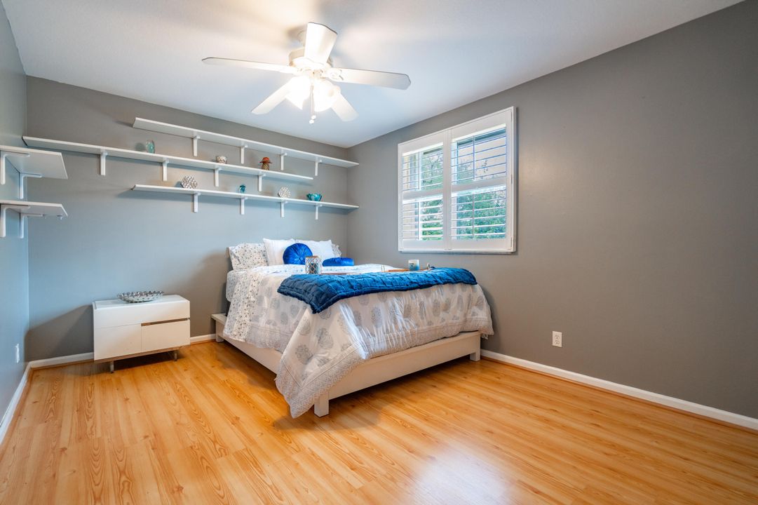 Active With Contract: $499,900 (3 beds, 2 baths, 1870 Square Feet)