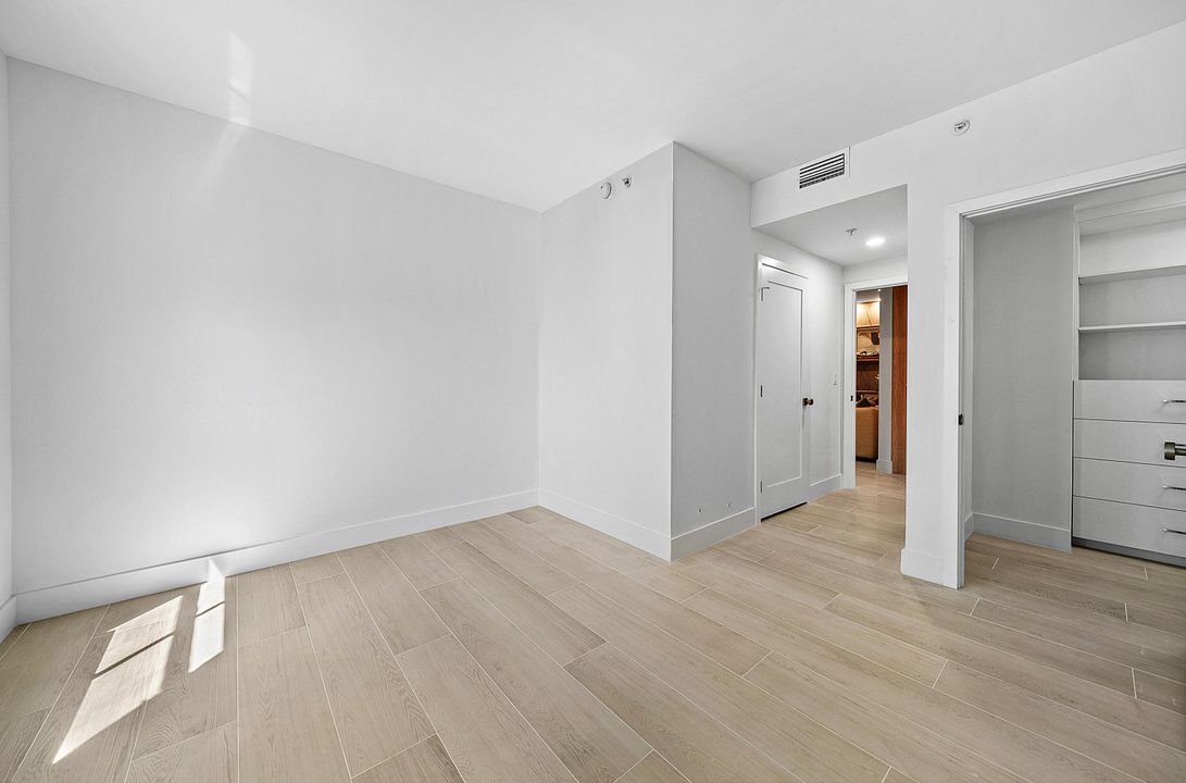 待售: $1,949,000 (3 贝兹, 2 浴室, 1586 平方英尺)