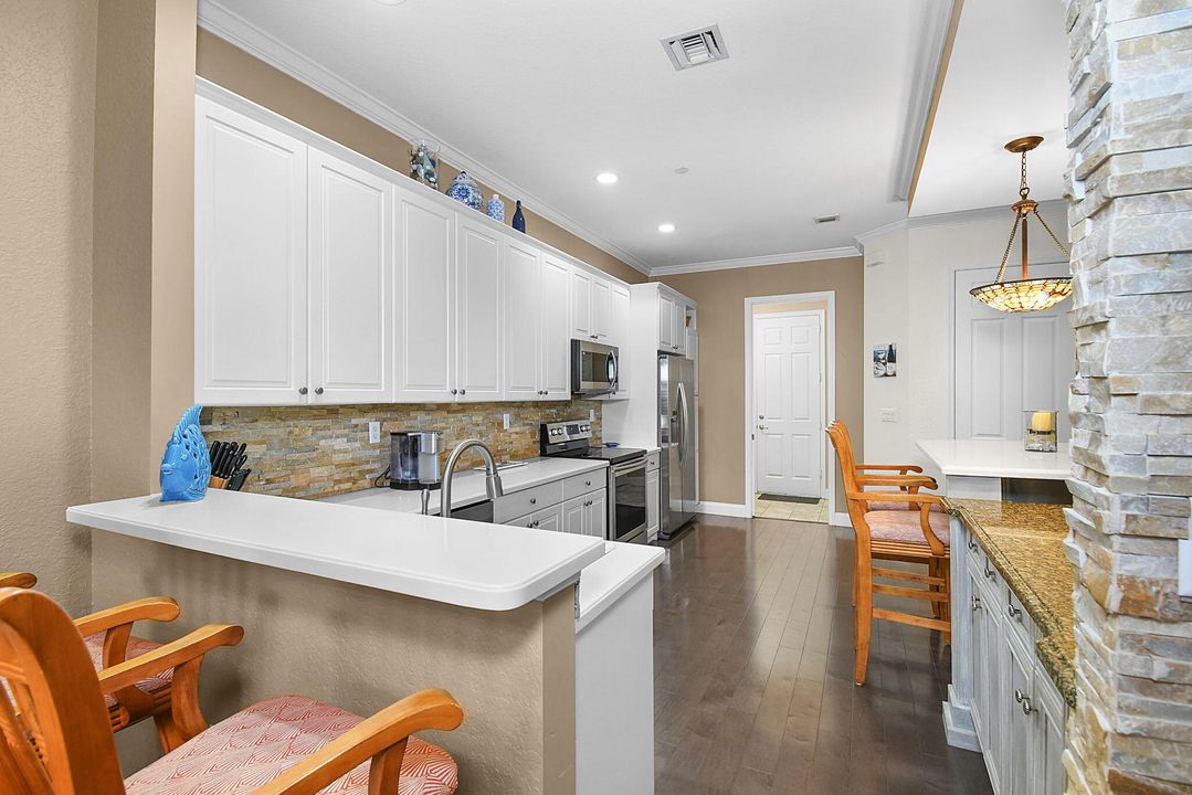 待售: $409,000 (3 贝兹, 2 浴室, 2164 平方英尺)