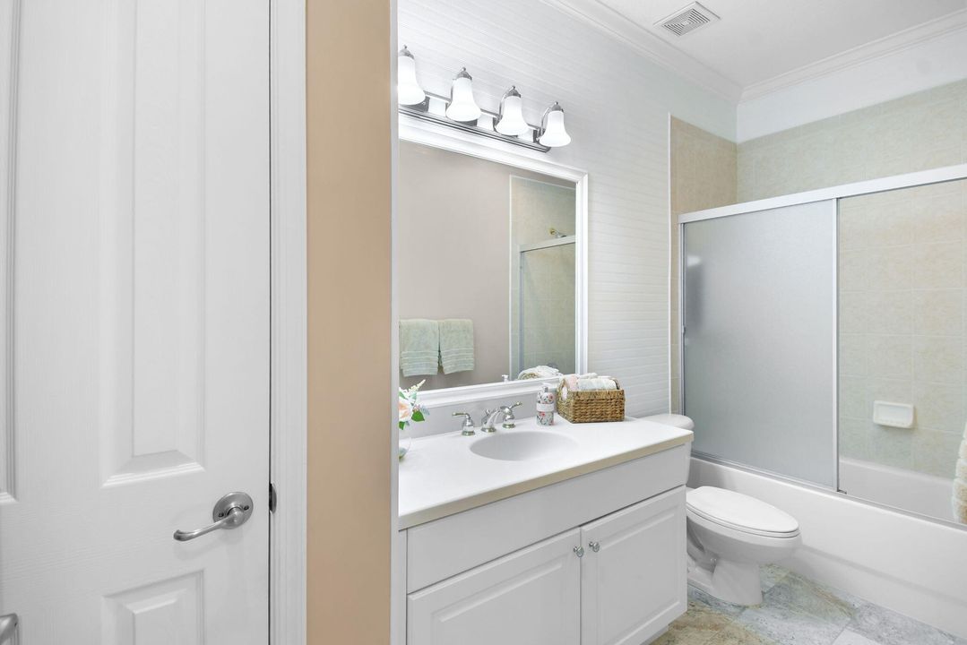 待售: $409,000 (3 贝兹, 2 浴室, 2164 平方英尺)