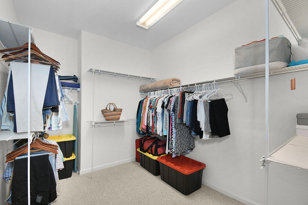 待售: $409,000 (3 贝兹, 2 浴室, 2164 平方英尺)