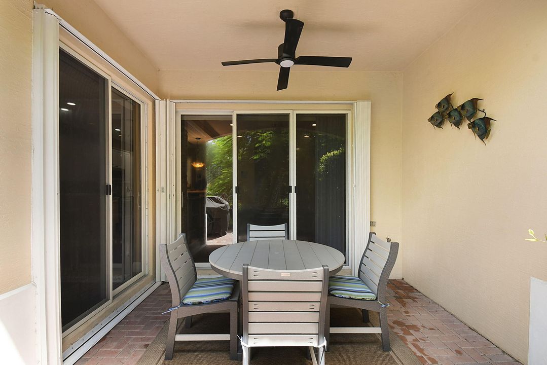 待售: $409,000 (3 贝兹, 2 浴室, 2164 平方英尺)