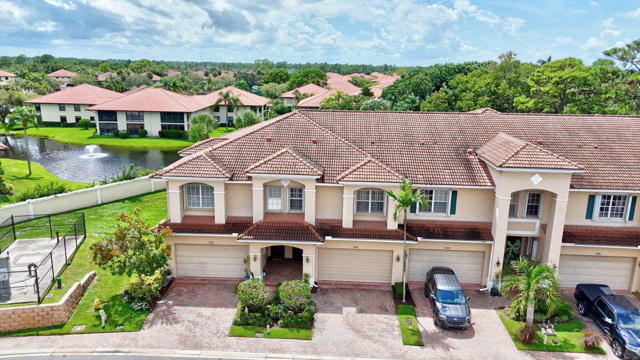 待售: $409,000 (3 贝兹, 2 浴室, 2164 平方英尺)