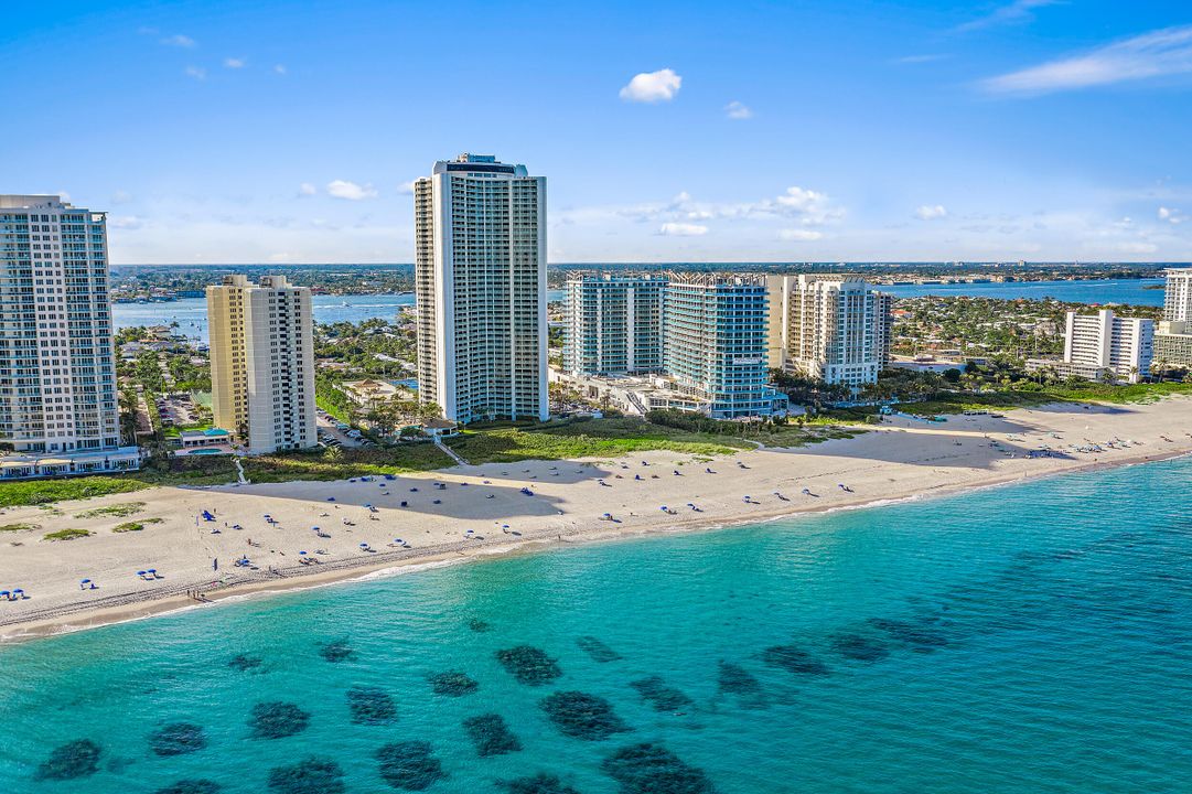 合同活跃: $7,500 (2 贝兹, 2 浴室, 1468 平方英尺)