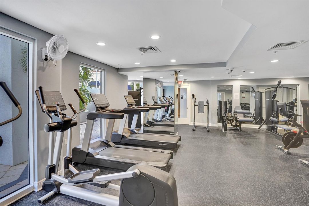 待售: $1,949,000 (3 贝兹, 2 浴室, 1586 平方英尺)