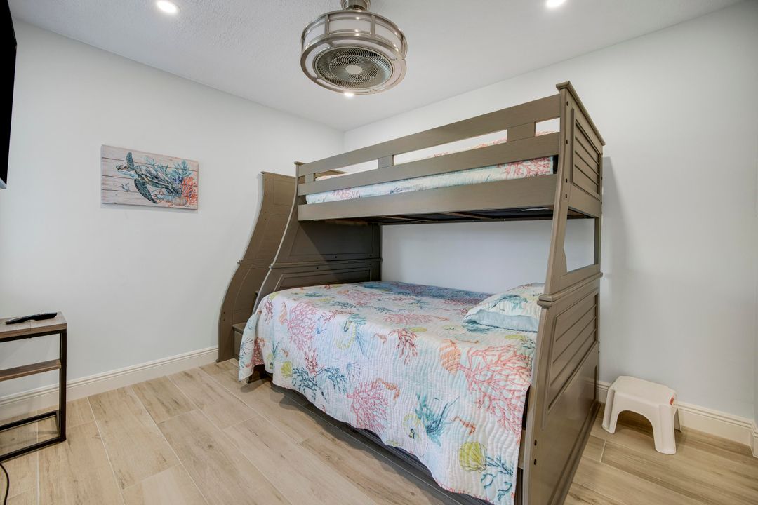 Activo con contrato: $3,500 (2 camas, 2 baños, 961 Pies cuadrados)