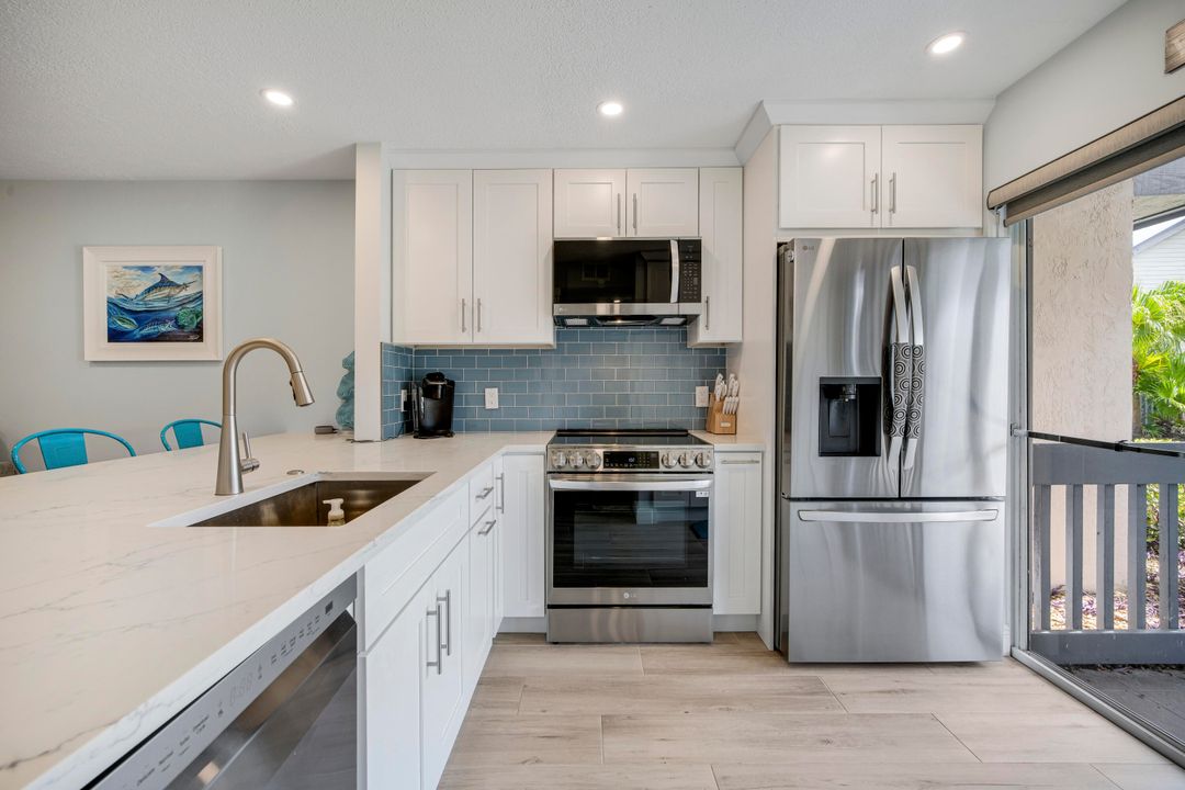 Activo con contrato: $3,500 (2 camas, 2 baños, 961 Pies cuadrados)