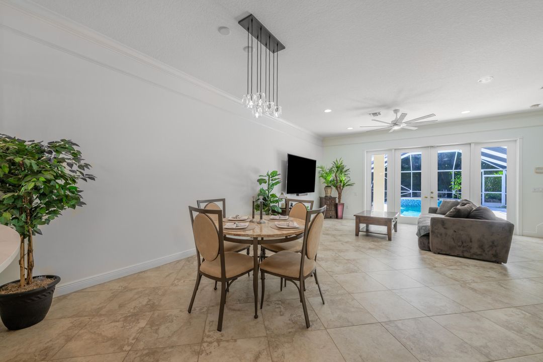 待售: $799,980 (3 贝兹, 2 浴室, 2200 平方英尺)