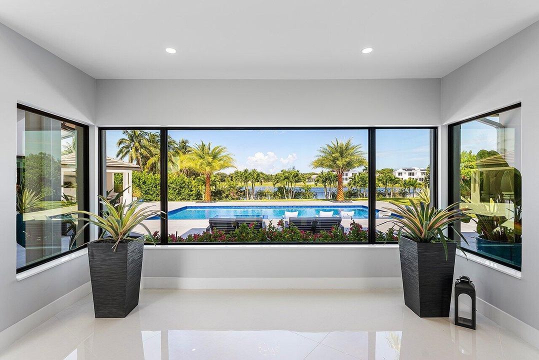 For Sale: $3,750,000 (5 beds, 4 baths, 4100 Square Feet)