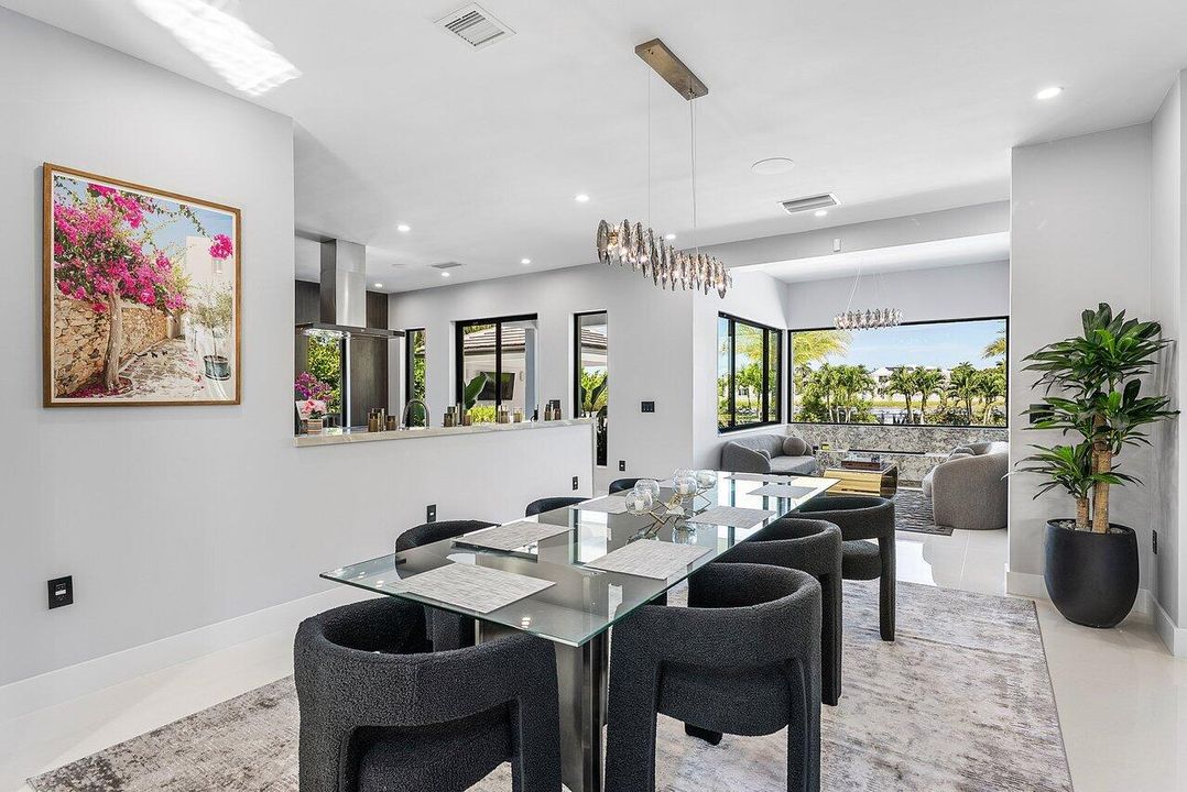 For Sale: $3,750,000 (5 beds, 4 baths, 4100 Square Feet)