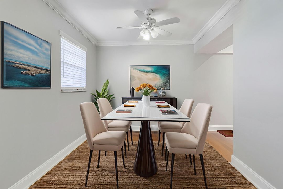 For Sale: $205,000 (2 beds, 1 baths, 820 Square Feet)