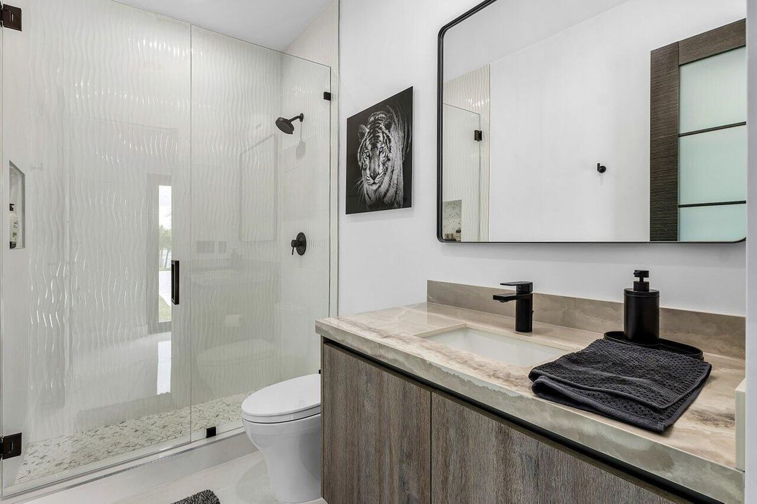 For Sale: $3,750,000 (5 beds, 4 baths, 4100 Square Feet)