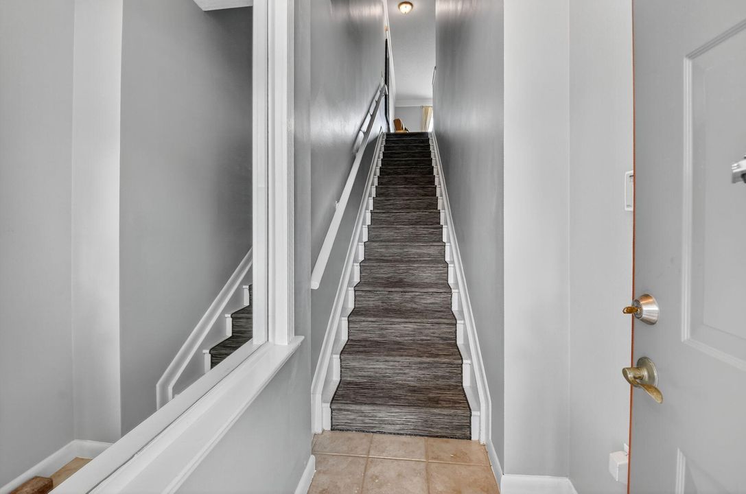 Active With Contract: $375,000 (2 beds, 2 baths, 1175 Square Feet)