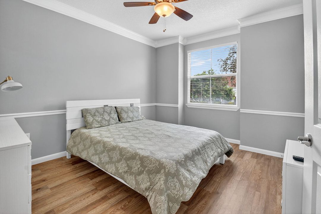 Active With Contract: $375,000 (2 beds, 2 baths, 1175 Square Feet)