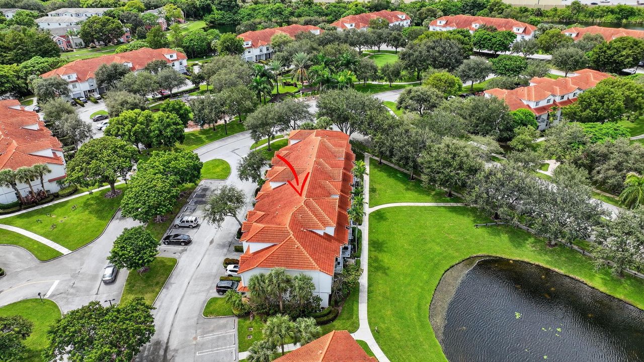 Active With Contract: $375,000 (2 beds, 2 baths, 1175 Square Feet)