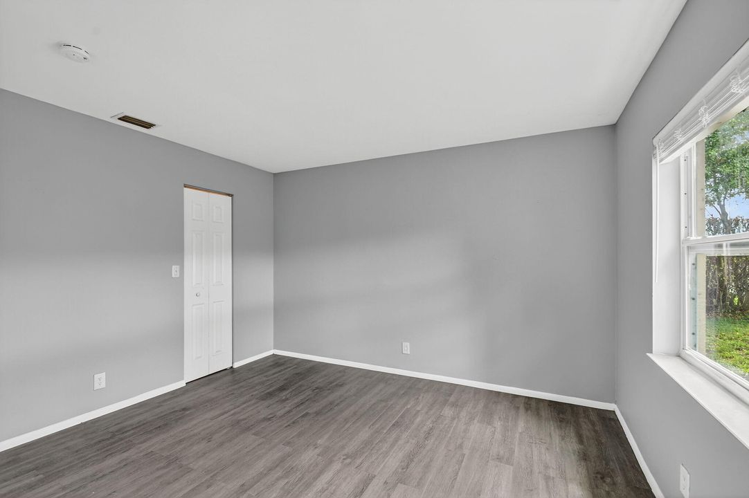 For Sale: $420,000 (3 beds, 2 baths, 1154 Square Feet)