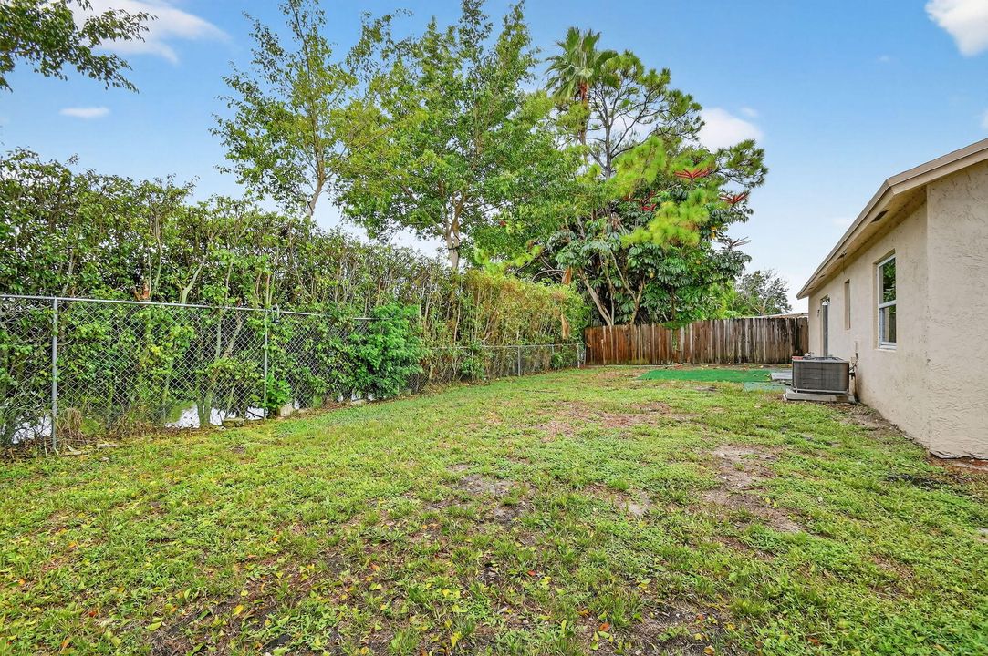 For Sale: $420,000 (3 beds, 2 baths, 1154 Square Feet)