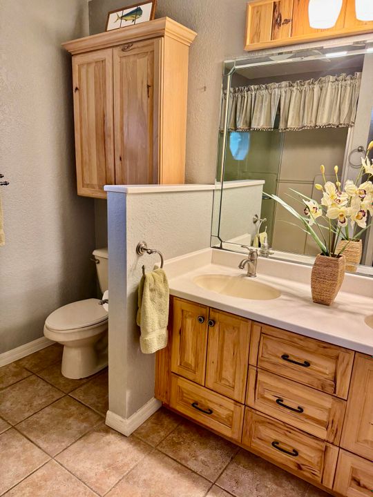 For Sale: $459,000 (3 beds, 2 baths, 1378 Square Feet)