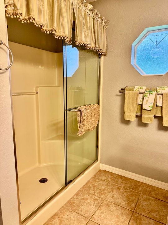 For Sale: $459,000 (3 beds, 2 baths, 1378 Square Feet)