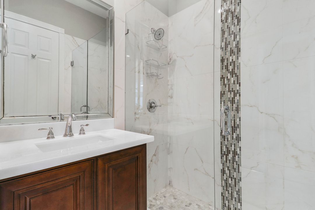 For Sale: $850,000 (5 beds, 4 baths, 2499 Square Feet)