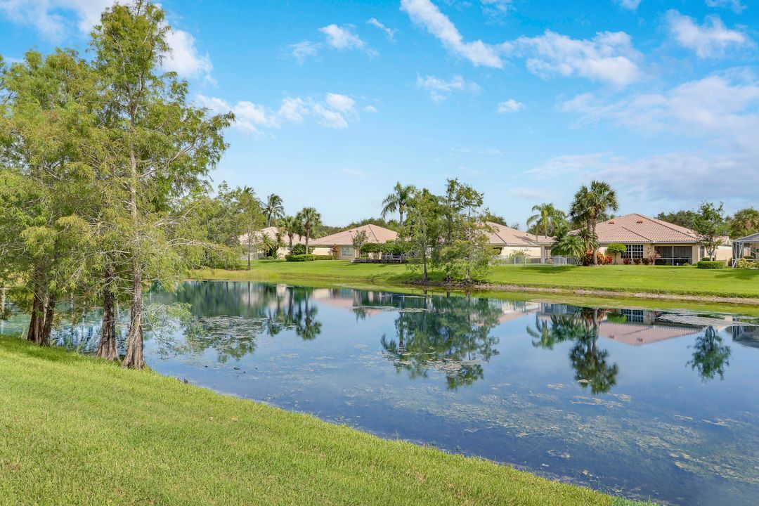 For Sale: $850,000 (5 beds, 4 baths, 2499 Square Feet)