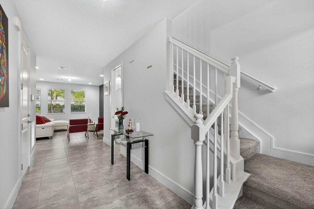 На продажу: $525,000 (3 спален, 2 ванн, 2138 Квадратных фут)