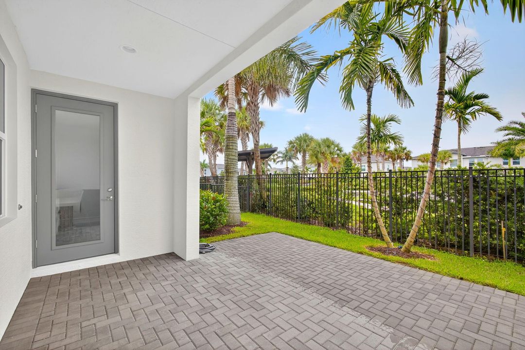 На продажу: $525,000 (3 спален, 2 ванн, 2138 Квадратных фут)