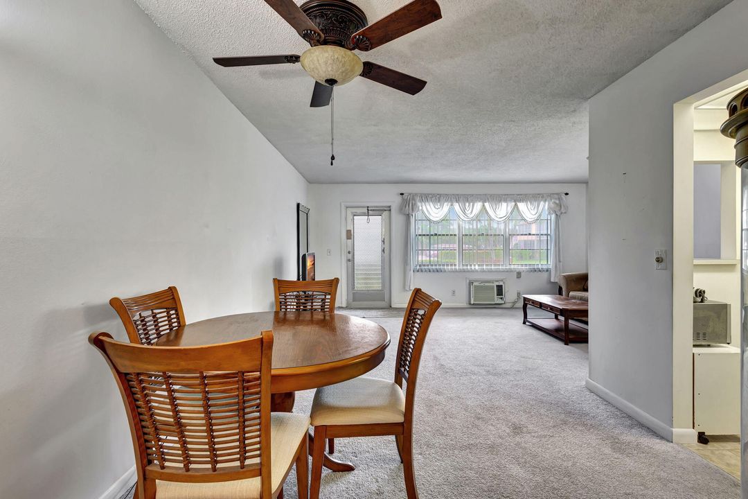 For Sale: $85,000 (1 beds, 1 baths, 684 Square Feet)