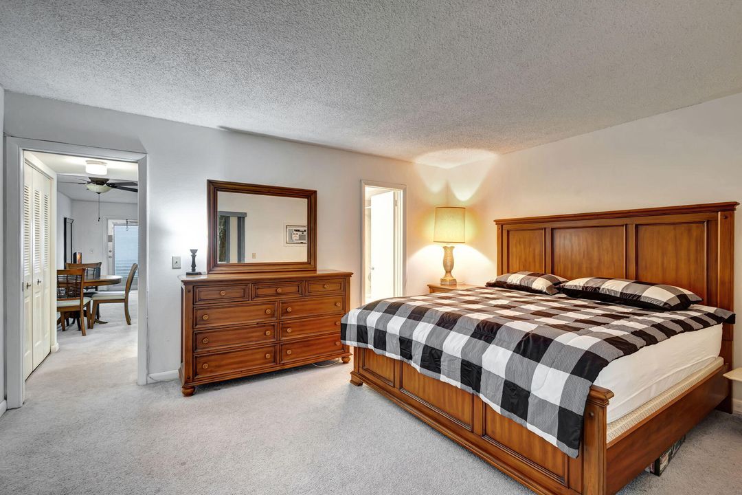 For Sale: $85,000 (1 beds, 1 baths, 684 Square Feet)