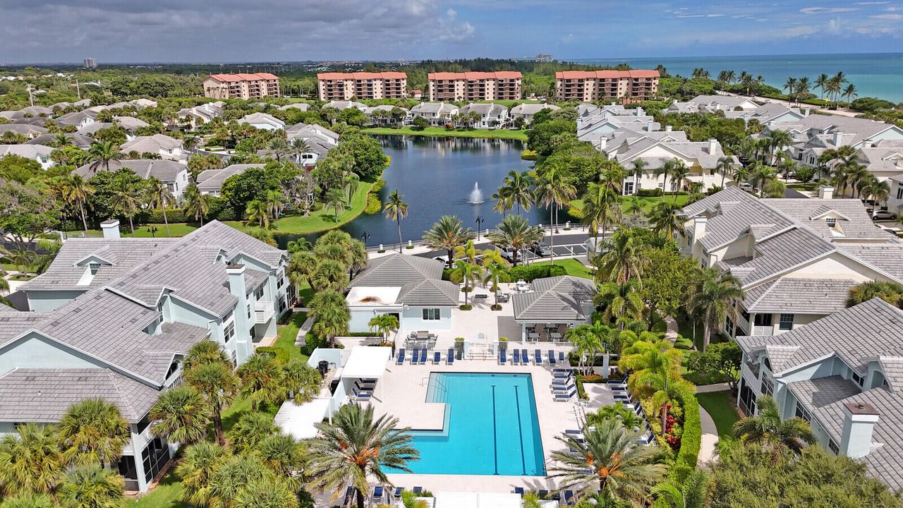 待售: $915,000 (2 贝兹, 2 浴室, 1624 平方英尺)