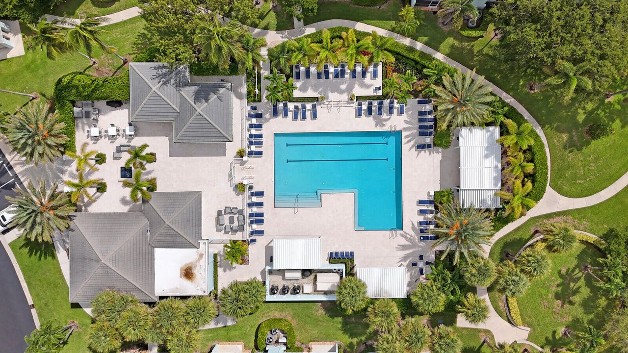 待售: $915,000 (2 贝兹, 2 浴室, 1624 平方英尺)