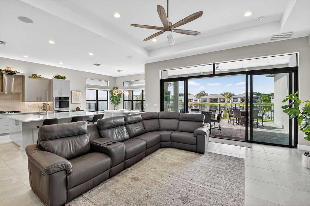 For Sale: $1,845,000 (3 beds, 3 baths, 3255 Square Feet)