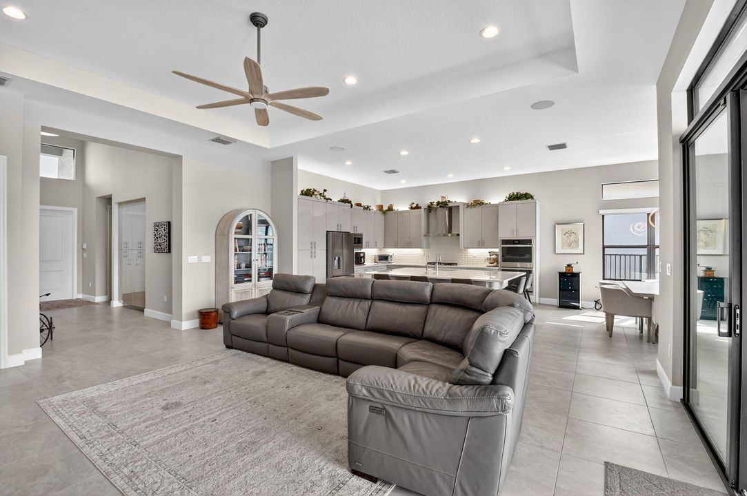 For Sale: $1,845,000 (3 beds, 3 baths, 3255 Square Feet)