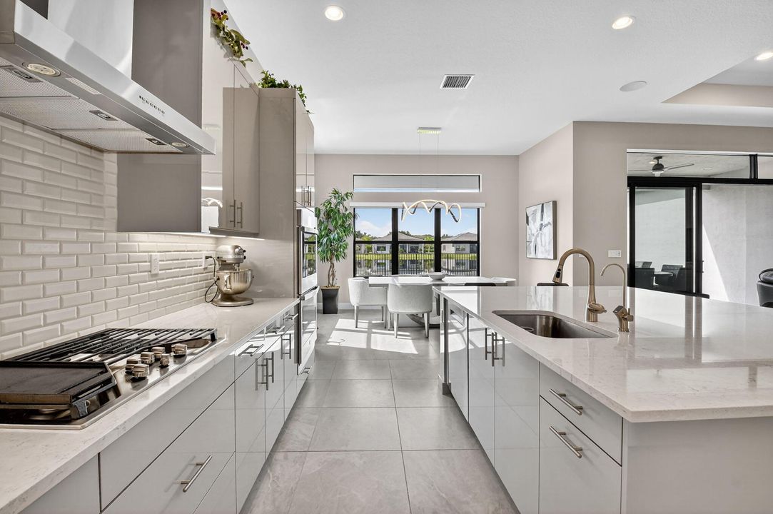 For Sale: $1,845,000 (3 beds, 3 baths, 3255 Square Feet)