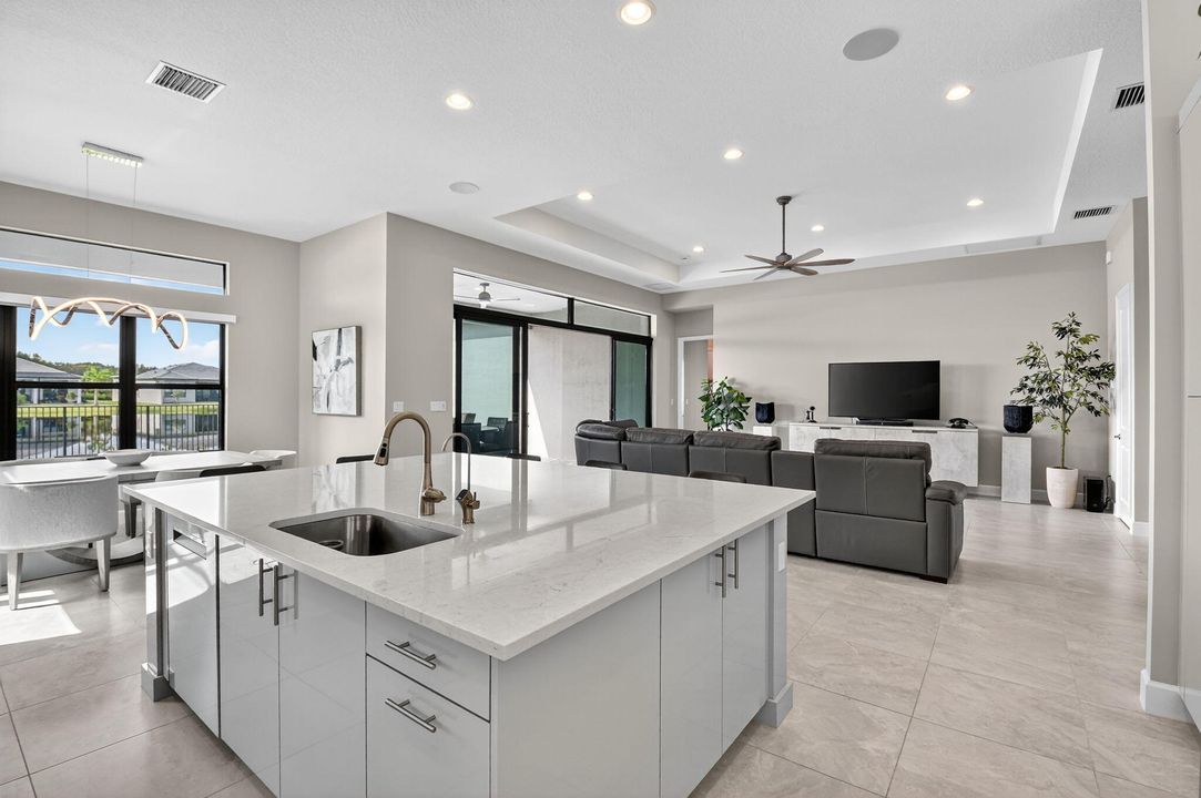 For Sale: $1,845,000 (3 beds, 3 baths, 3255 Square Feet)