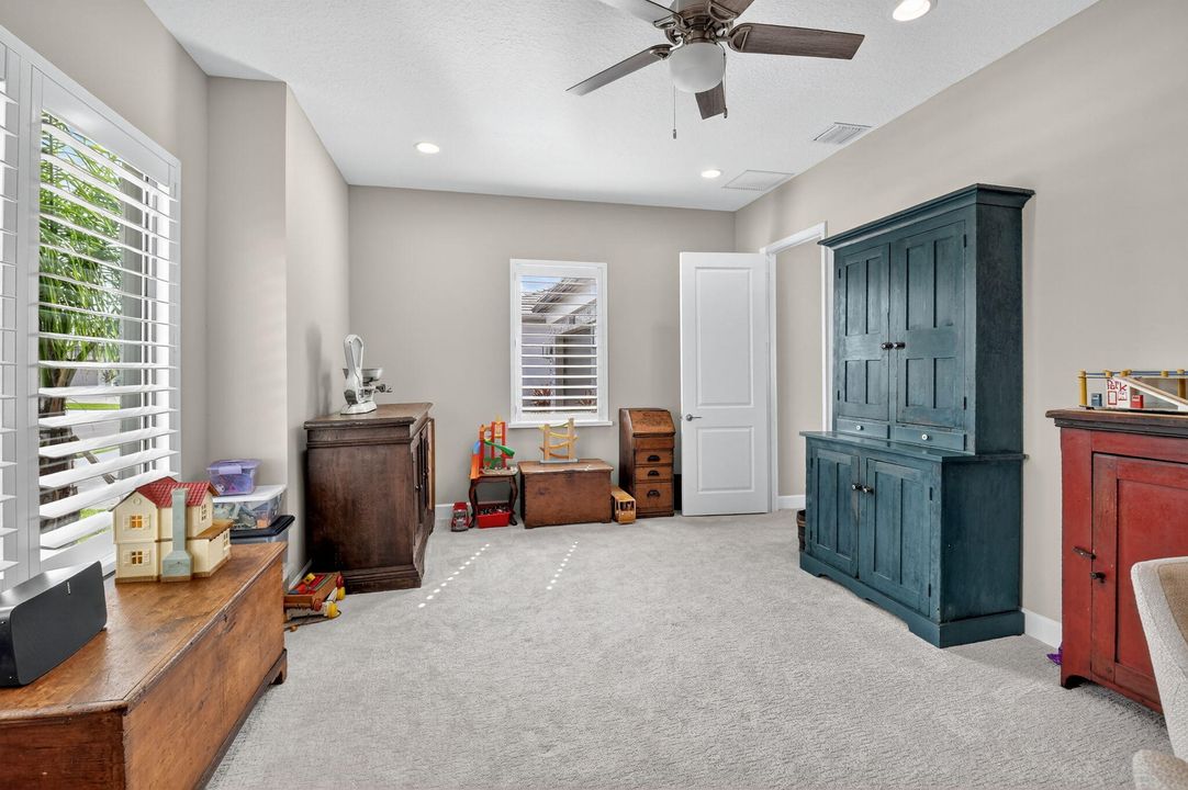 For Sale: $1,845,000 (3 beds, 3 baths, 3255 Square Feet)