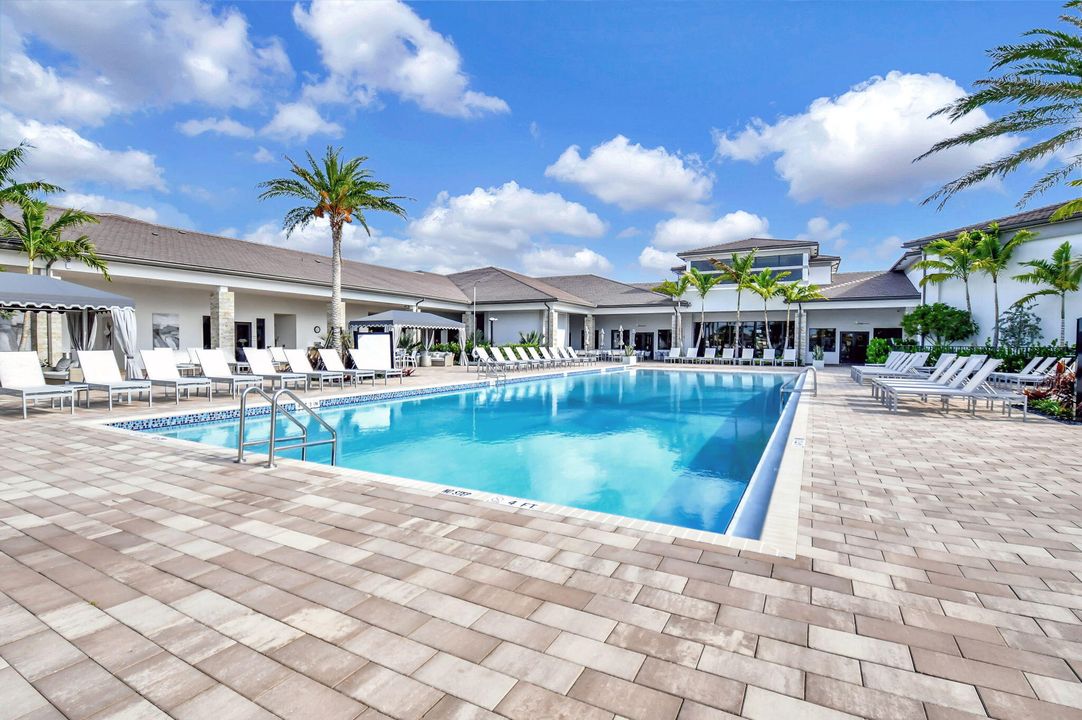 For Sale: $1,845,000 (3 beds, 3 baths, 3255 Square Feet)