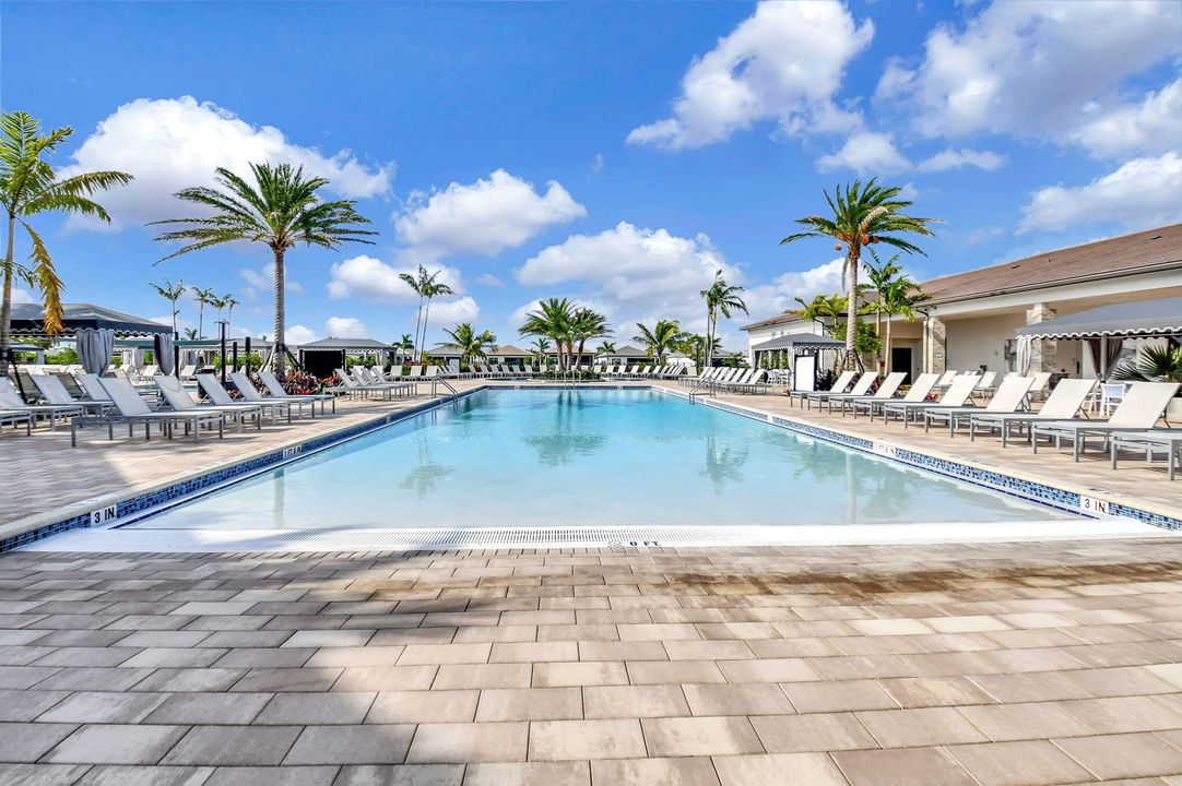 For Sale: $1,845,000 (3 beds, 3 baths, 3255 Square Feet)