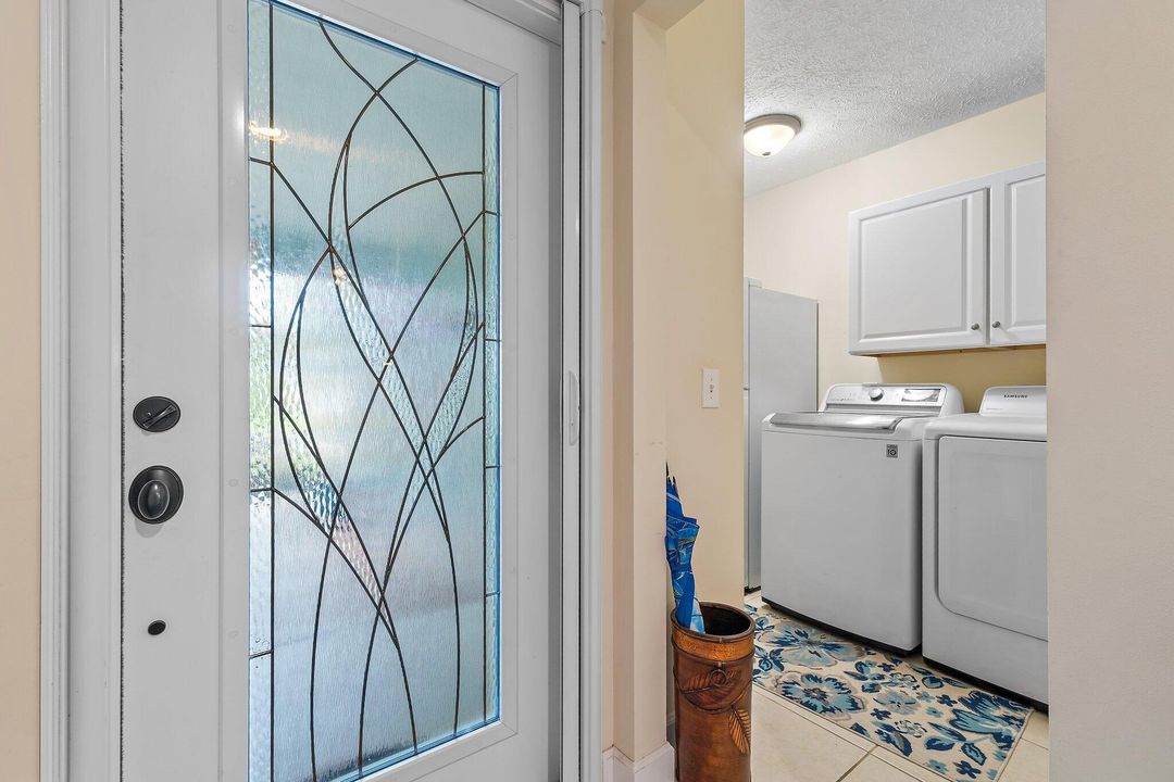 На продажу: $469,000 (2 спален, 2 ванн, 1617 Квадратных фут)